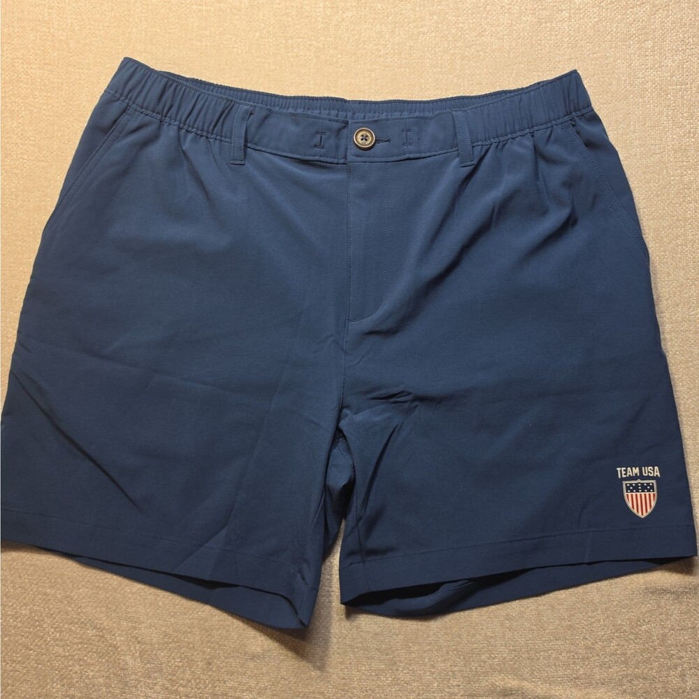 Chubbies Everywear Performance USA Logo Shorts Men XL Blue 6" Stretch Elastic
